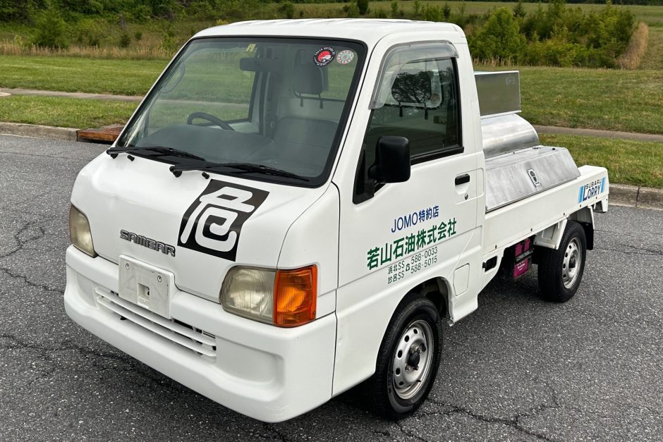 2000 Subaru Sambar sold at auction for $10,001