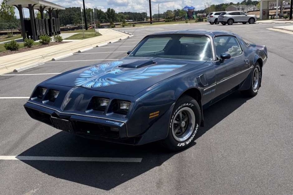 1979 Pontiac Firebird sold at auction for $23,500