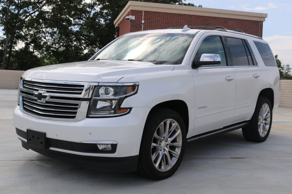 2019 Chevrolet Tahoe sold at auction for $26,500