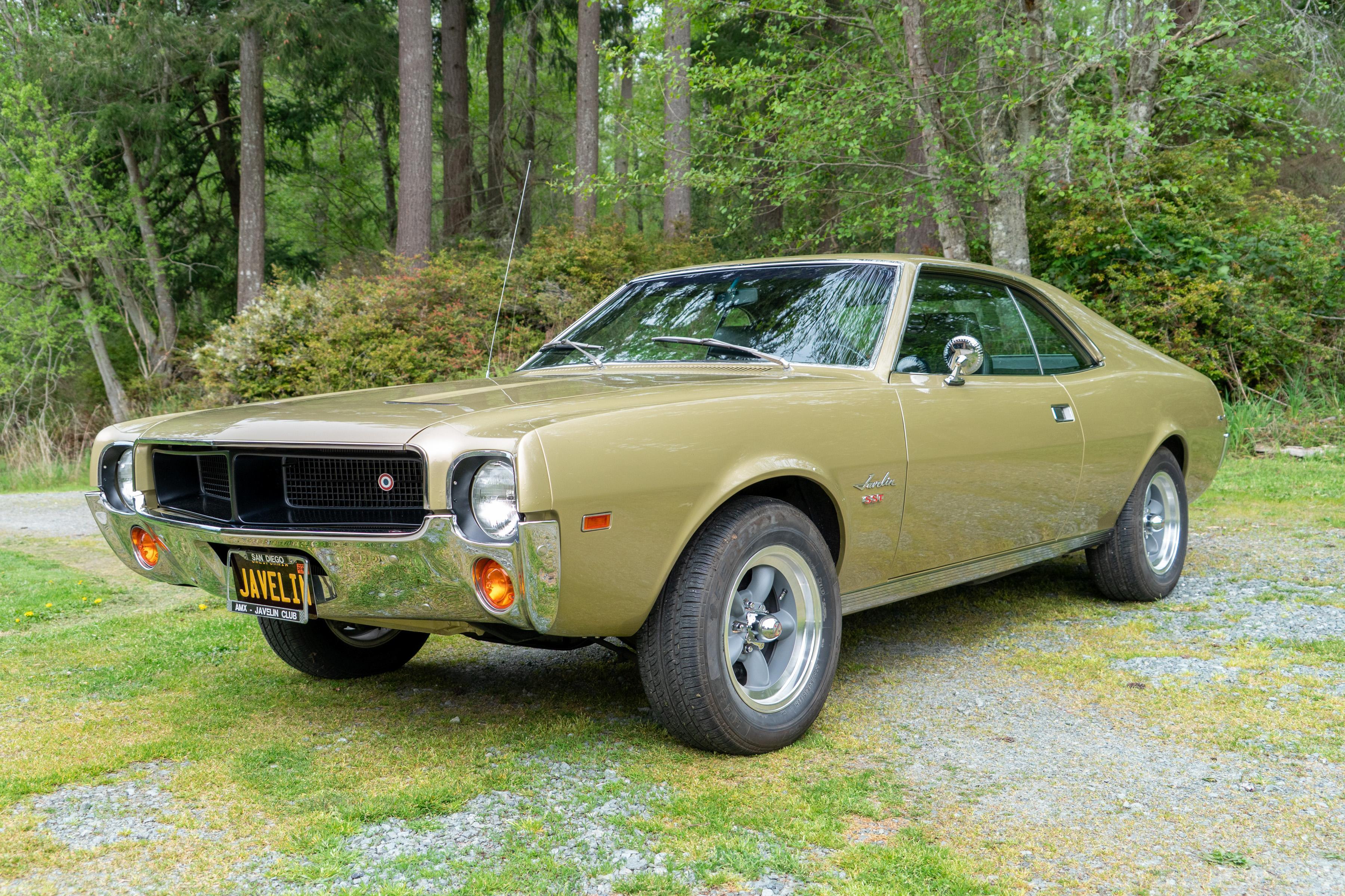1968 AMC Javelin sold at auction for $15,500