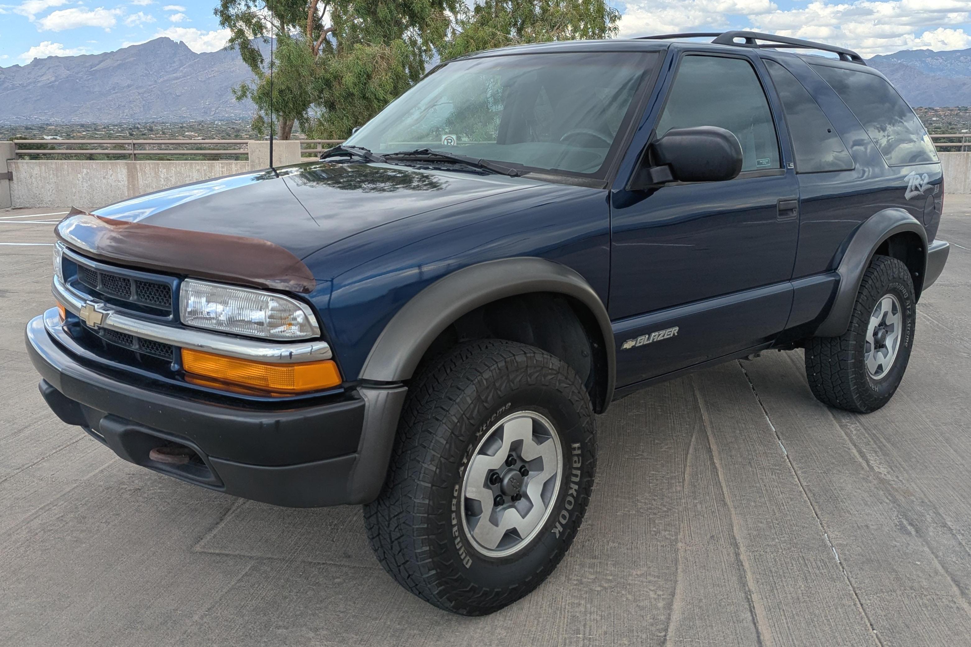 2000 Chevrolet Blazer sold at auction for $8,100