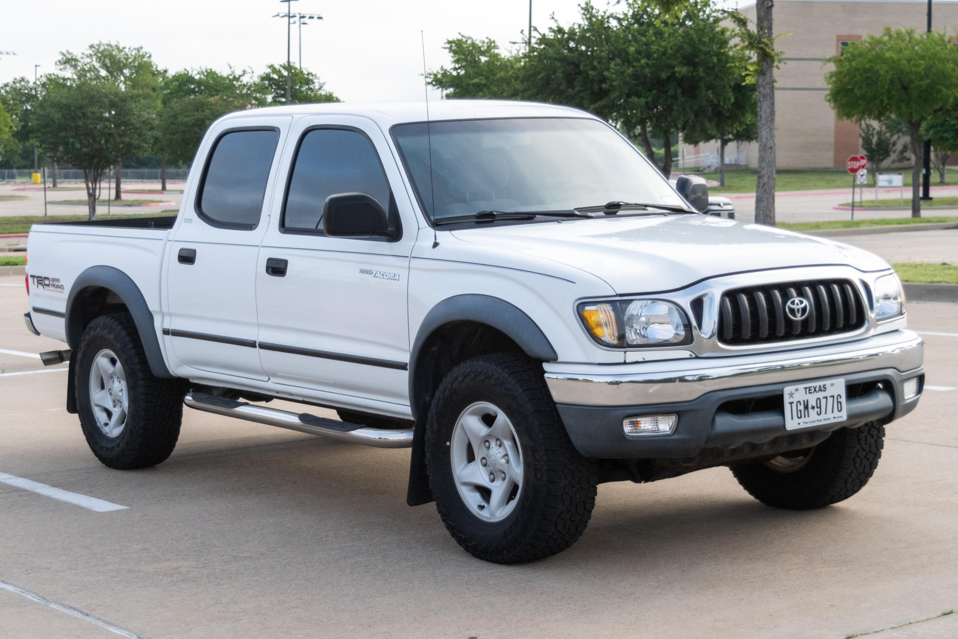2003 Toyota Tacoma sold at auction for $10,850