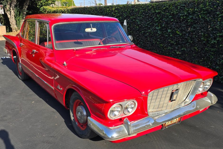 1960 Plymouth Valiant sold at auction for $6,700