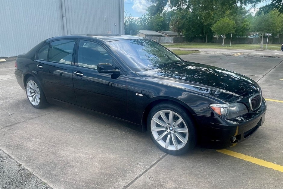 2007 BMW 7-Series sold at auction for $6,000