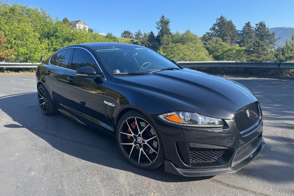 2013 Jaguar XF sold at auction for $9,600