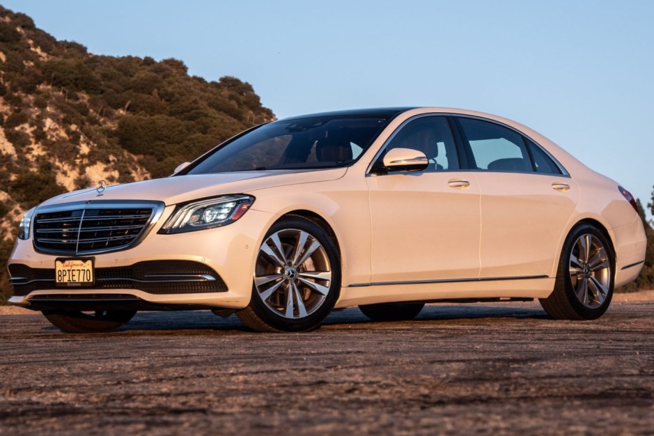 2020 Mercedes-Benz S-Class sold at auction for $28,000