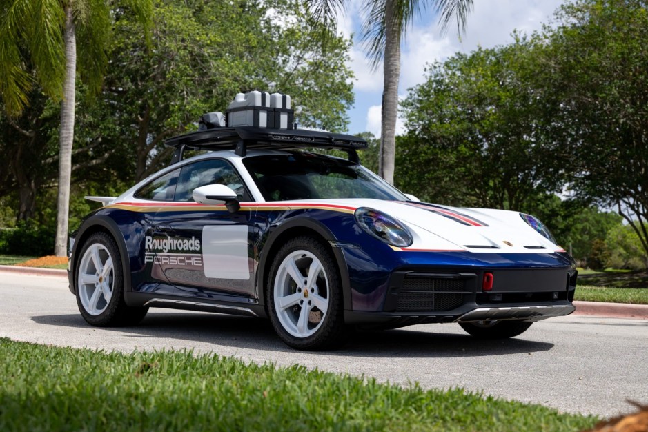 2024 Porsche 992 sold at auction for $400,000