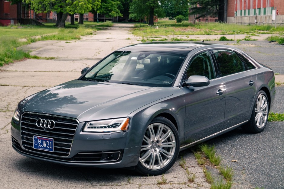2015 Audi A8 sold at auction for $22,750