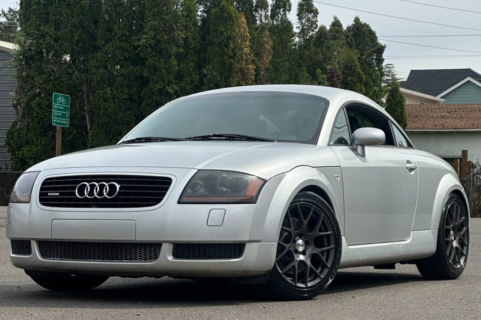 2002 Audi TT sold at auction for $5,800