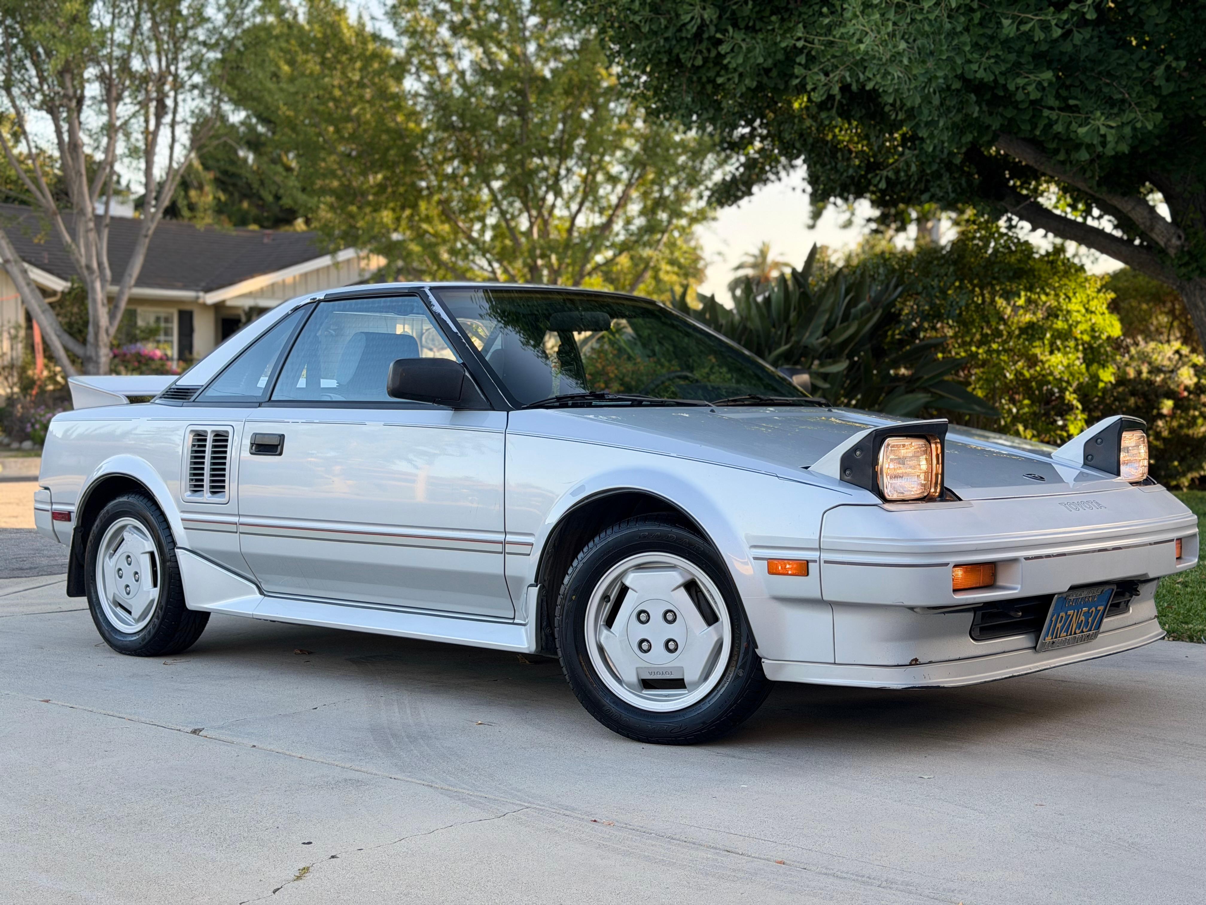 1986 Toyota MR2 sold at auction for $12,100