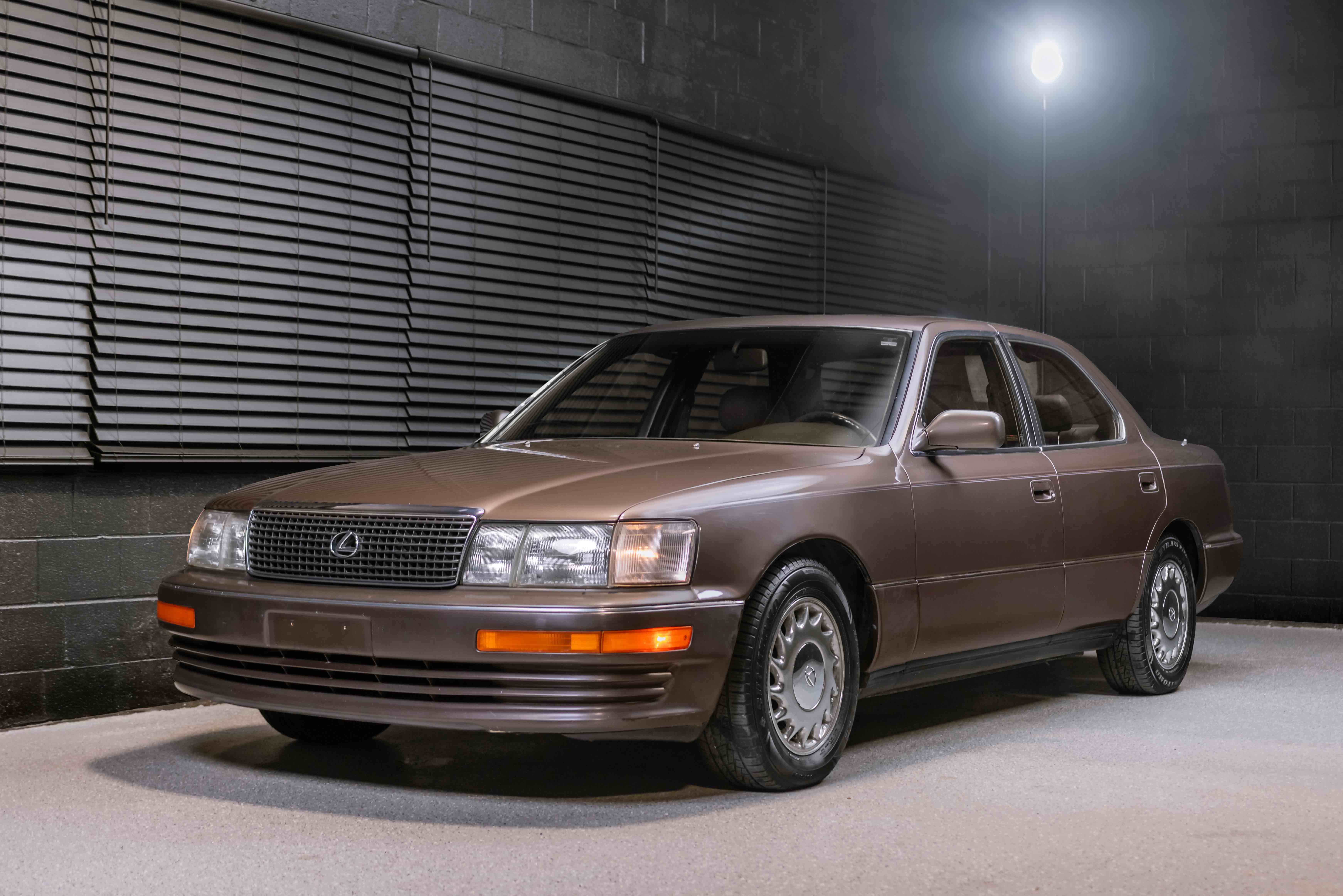 1991 Lexus LS sold at auction for $3,050