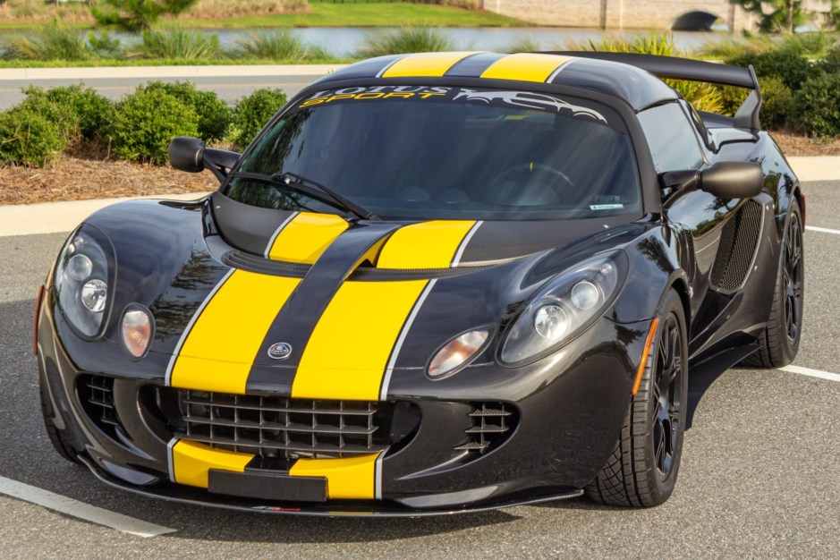 2009 Lotus Elise sold at auction for $45,750