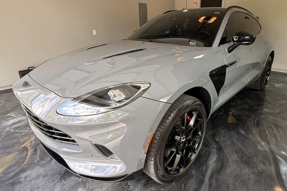 2021 Aston Martin DBX sold at auction for $70,000