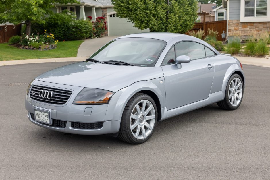 2002 Audi TT sold at auction for $15,750