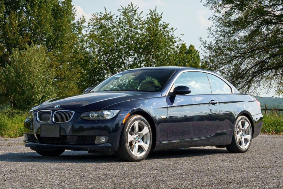 2007 BMW 3-Series sold at auction for $13,600