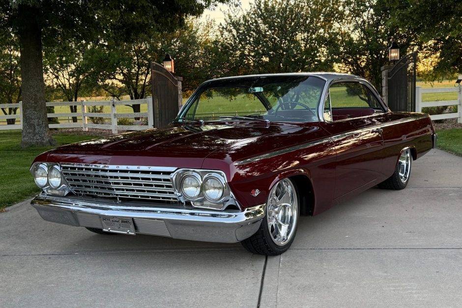 1962 Chevrolet Bel Air (1953-1954) sold at auction for $137,000