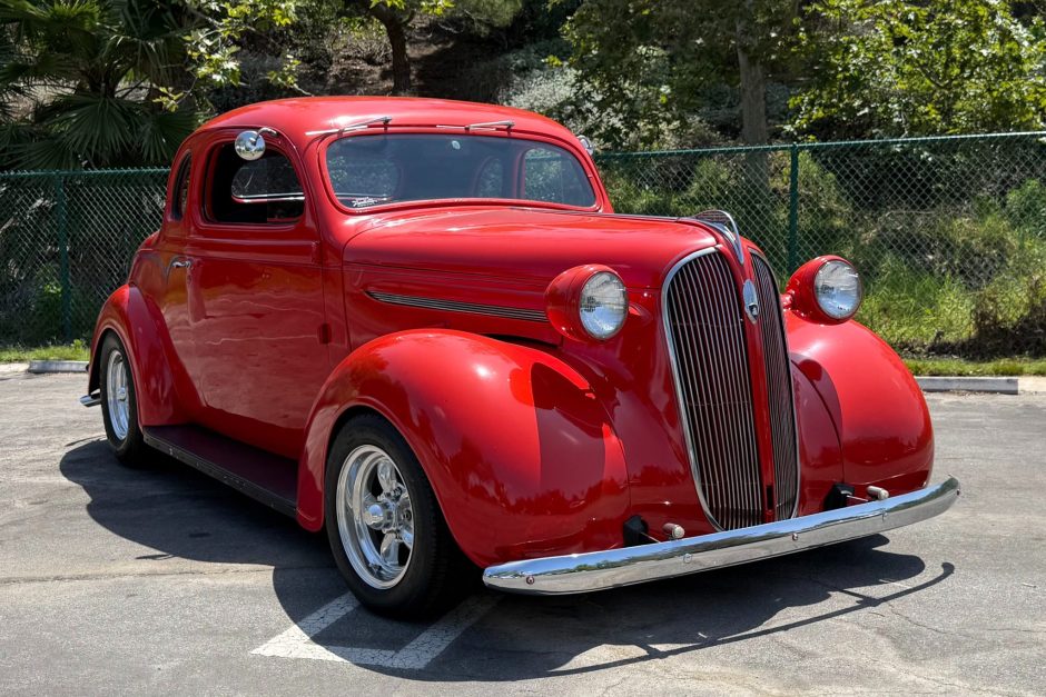 1937 Plymouth Deluxe sold at auction for $20,250