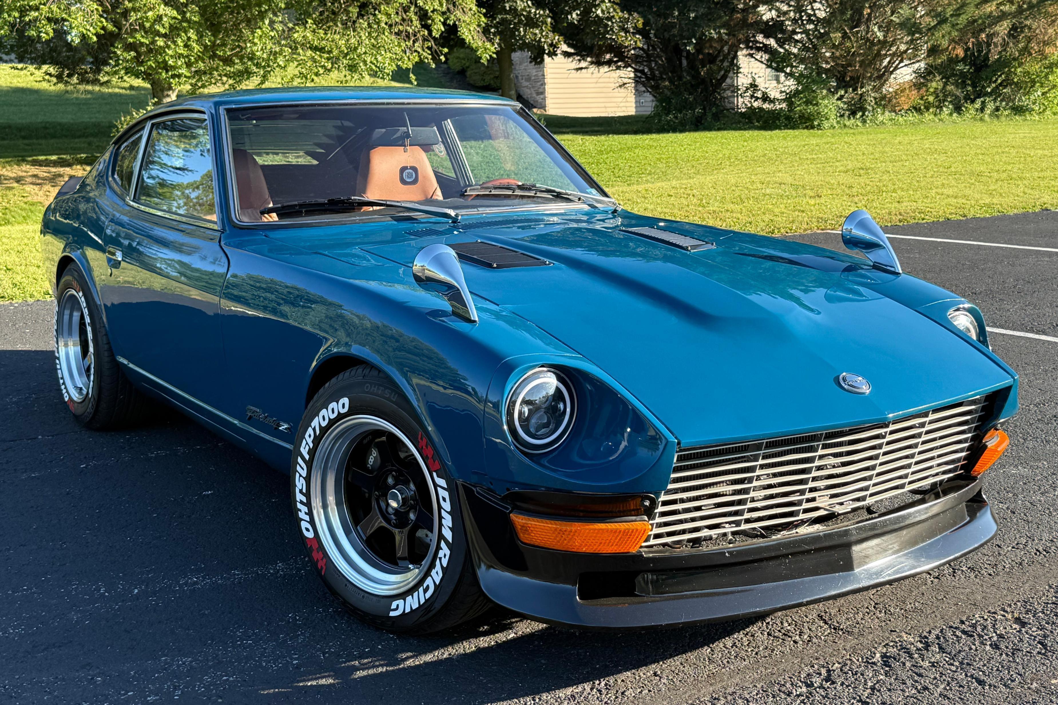 1974 Datsun Z sold at auction for $17,750