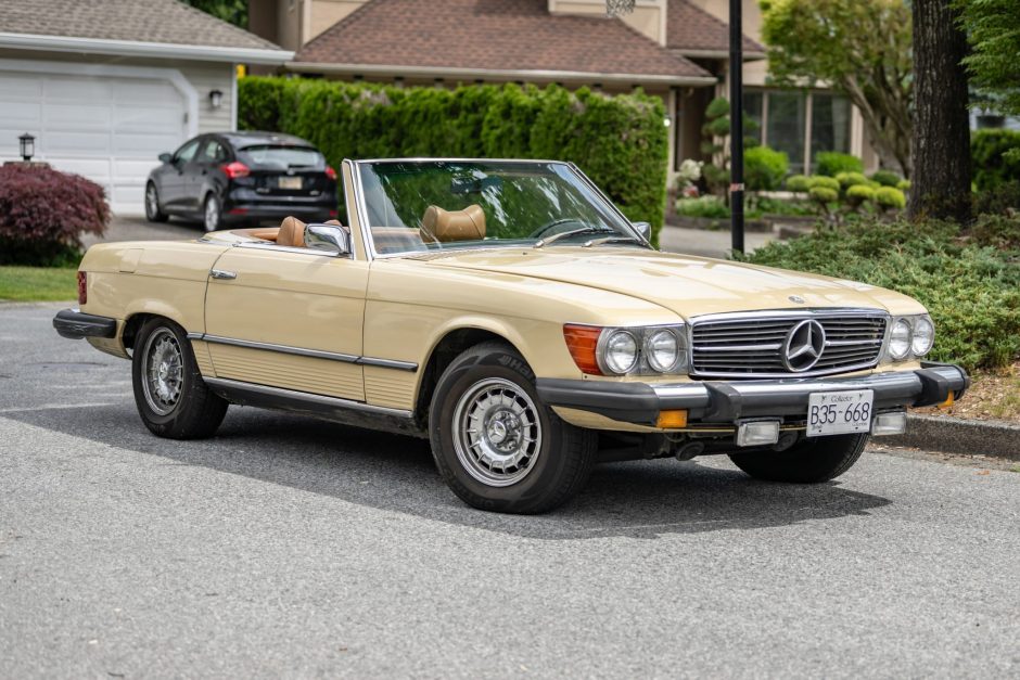 1975 Mercedes-Benz SL-Class sold at auction for $5,700