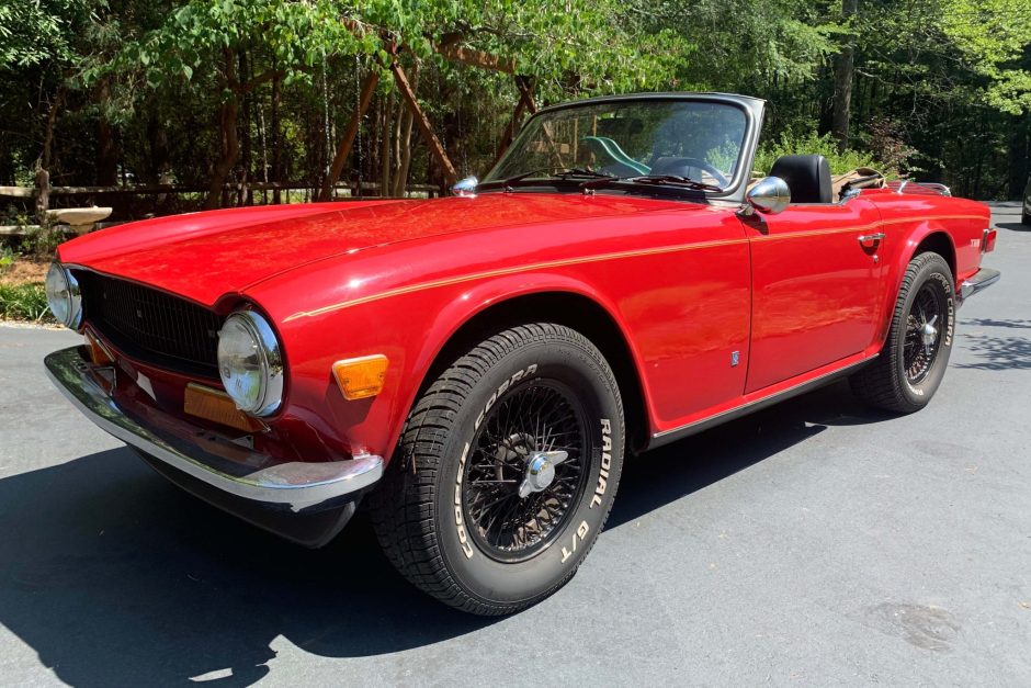 1972 Triumph TR6 sold at auction for $10,000