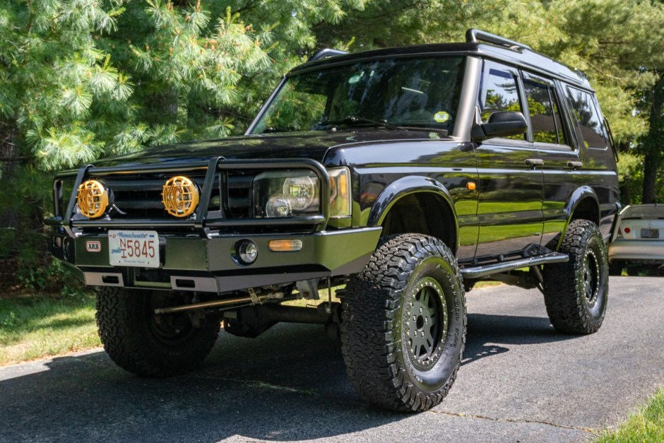 2004 Land Rover Discovery sold at auction for $20,250
