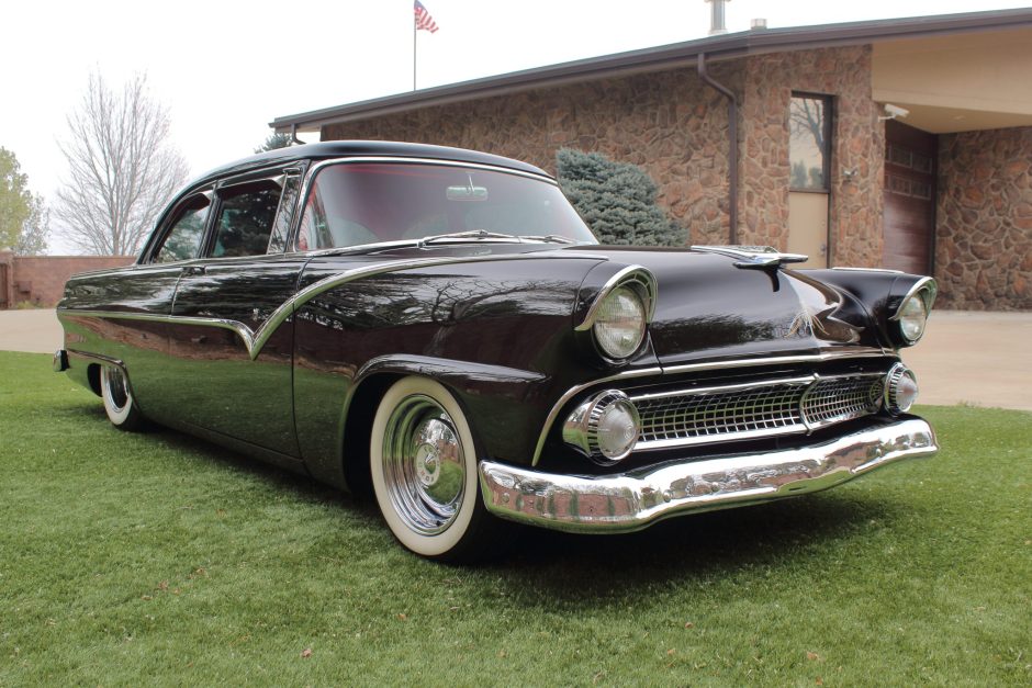 1955 Ford Fairlane sold at auction for $23,500
