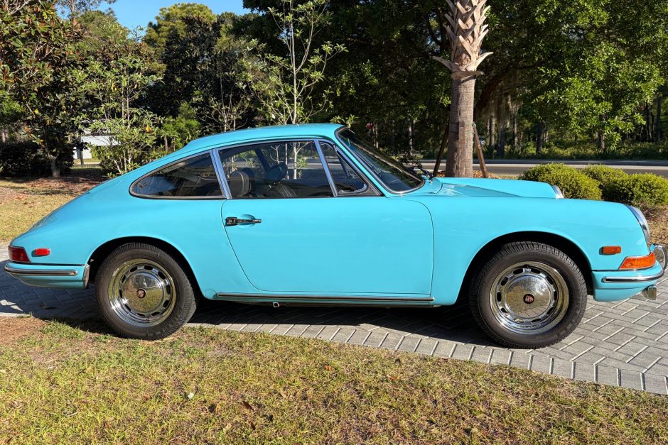 1968 Porsche 912 sold at auction for $52,912