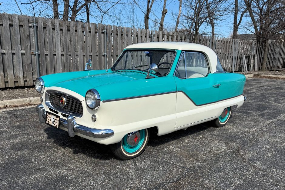 1961 Nash Metropolitan sold at auction for $5,625