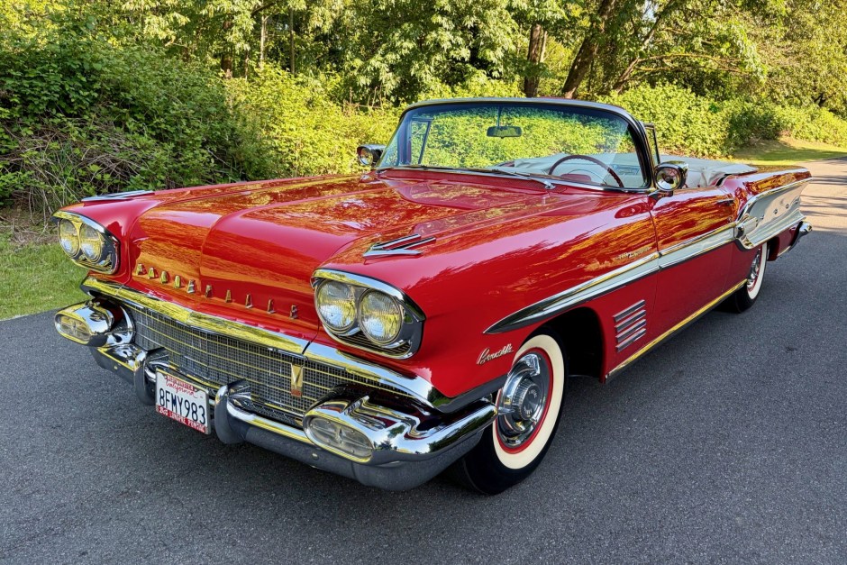1958 Pontiac Bonneville sold at auction for $105,000