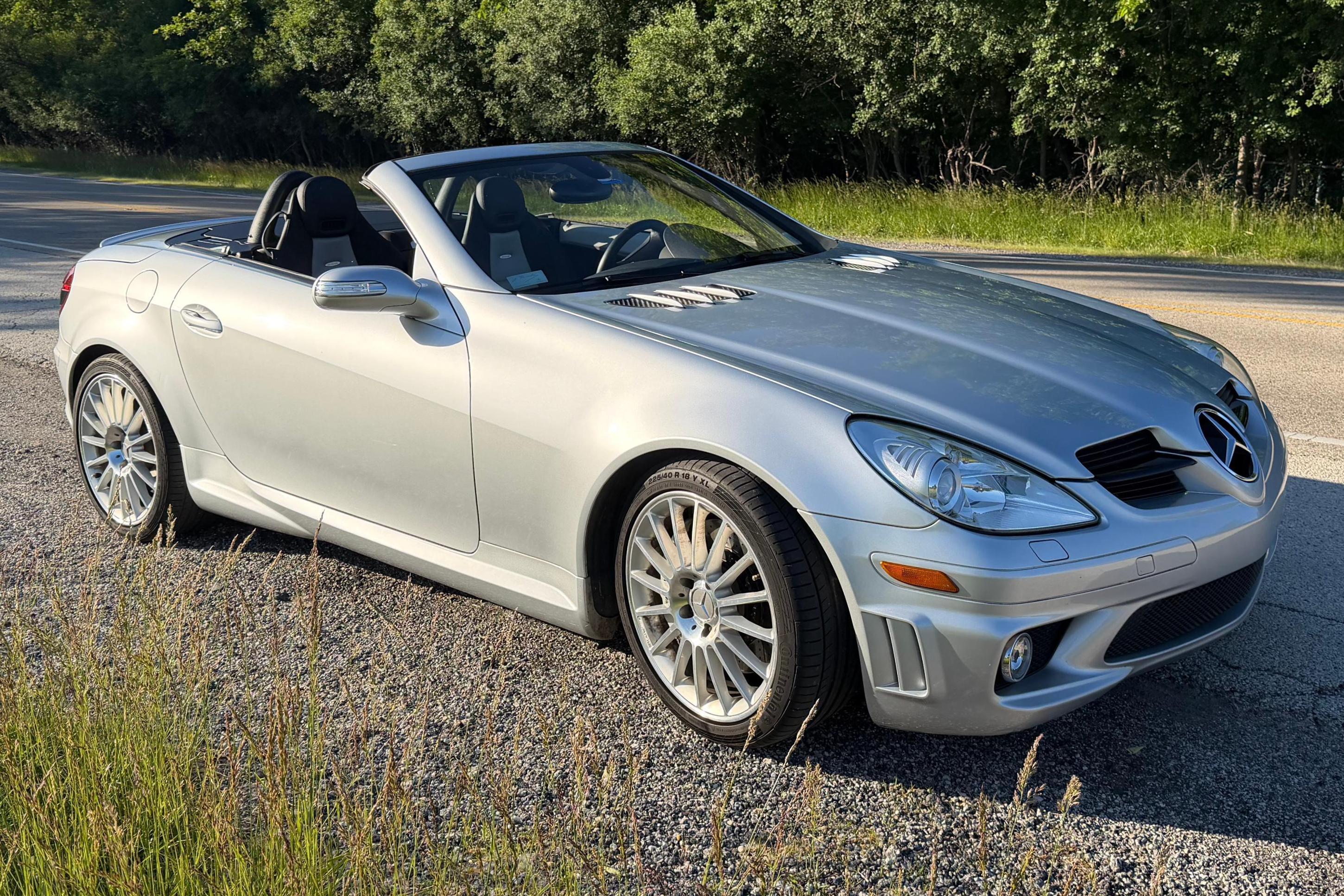 2007 Mercedes-Benz SLK-Class sold at auction for $18,000