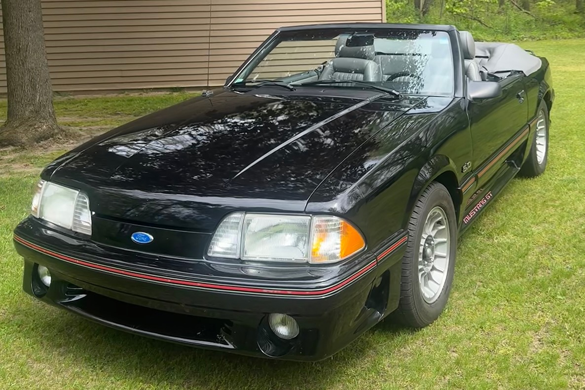 1987 Ford Mustang sold at auction for $8,540