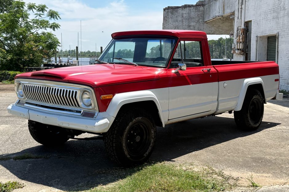 1974 Jeep J Series sold at auction for $11,499