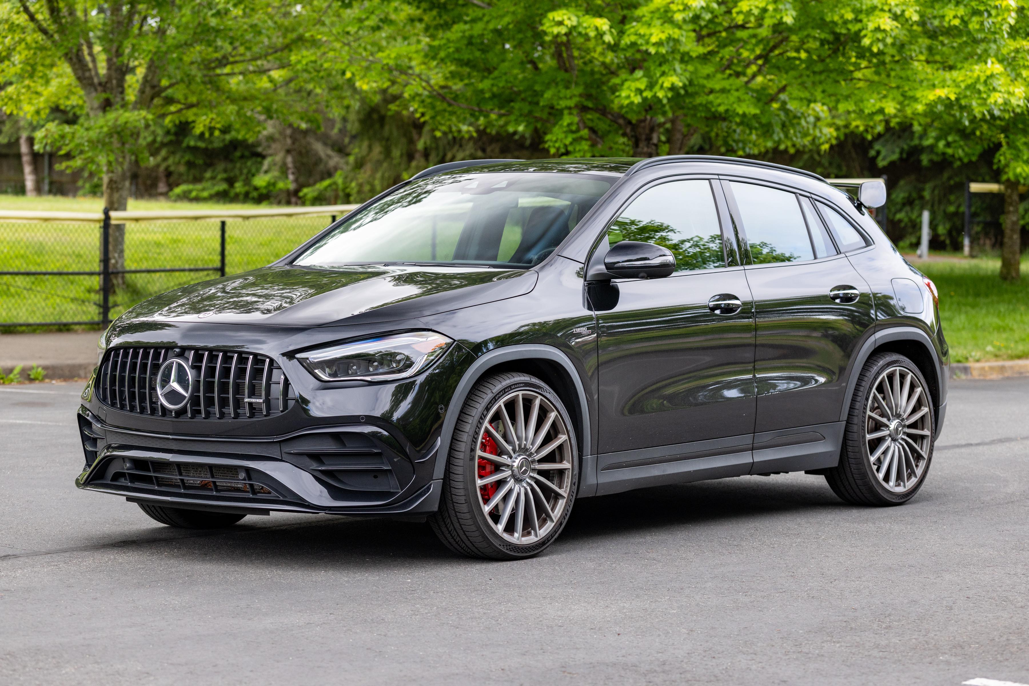 2021 Mercedes-Benz GLA-Class sold at auction for $33,250