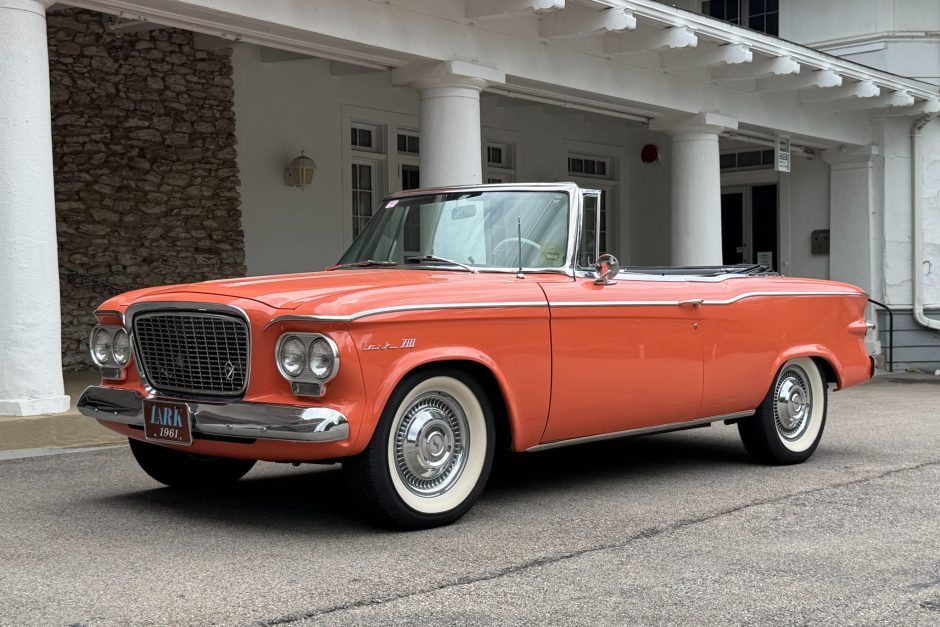 1961 Studebaker Lark sold at auction for $24,000
