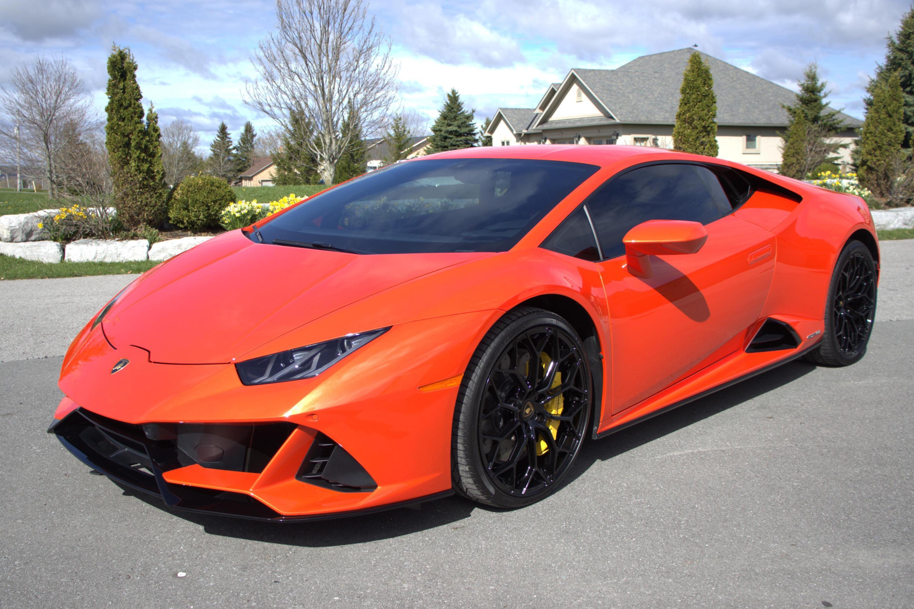 2021 Lamborghini Huracán sold at auction for $200,000