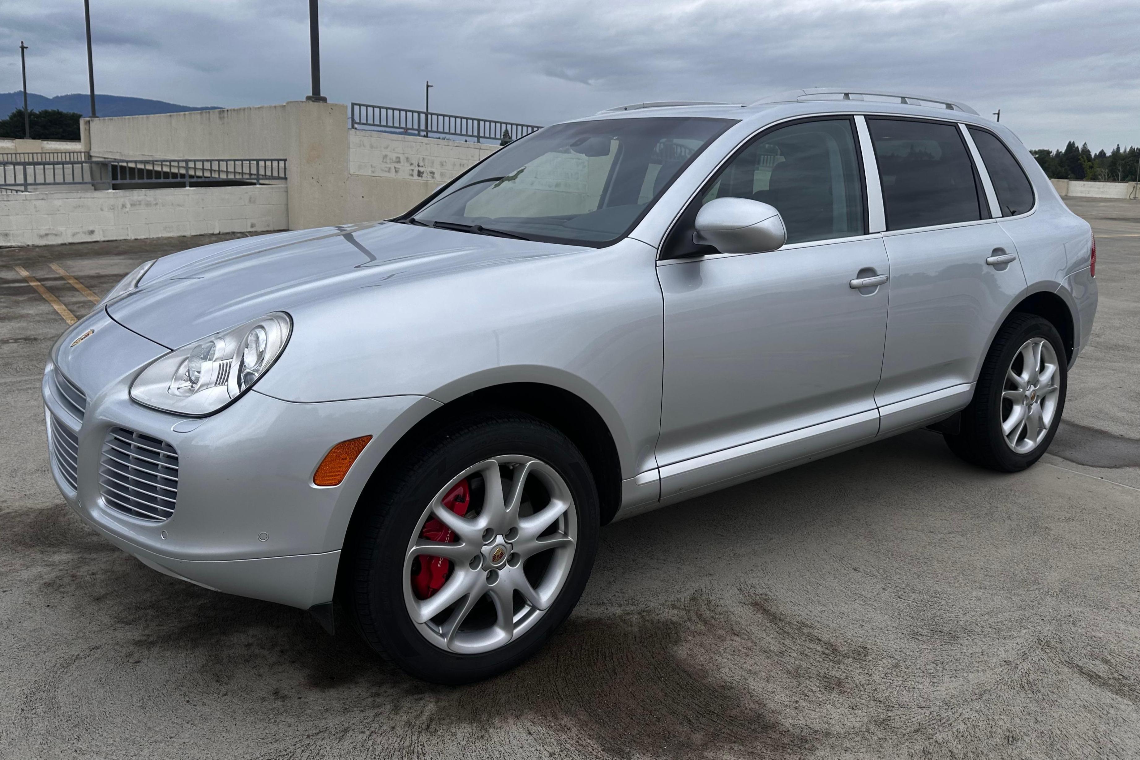 2006 Porsche Cayenne sold at auction for $10,900