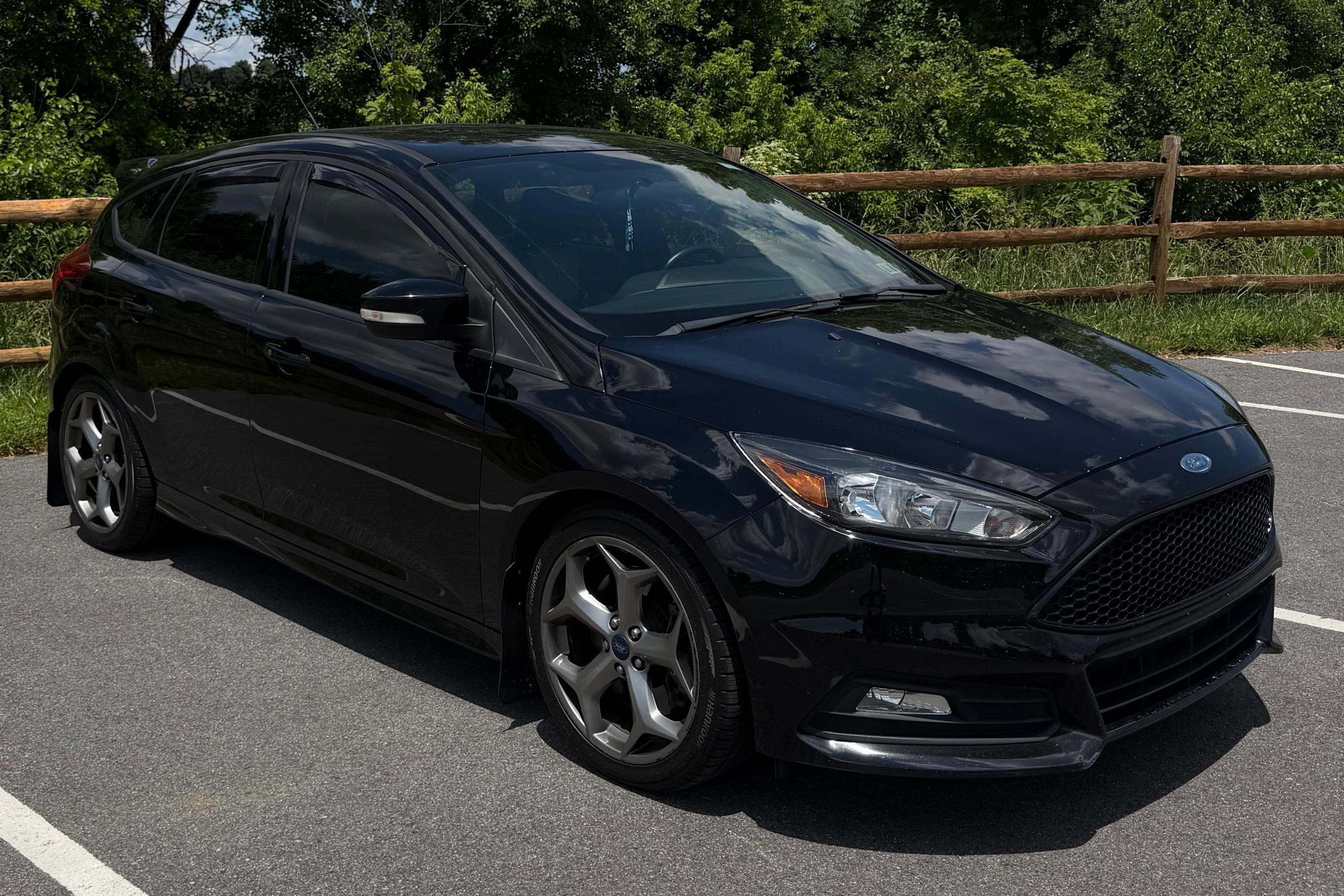 2018 Ford Focus sold at auction for $13,200