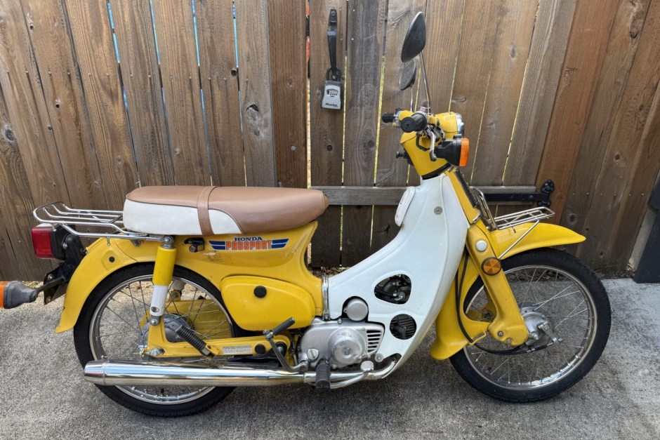 1981 Honda Step-Through Scooter sold at auction for $1,275