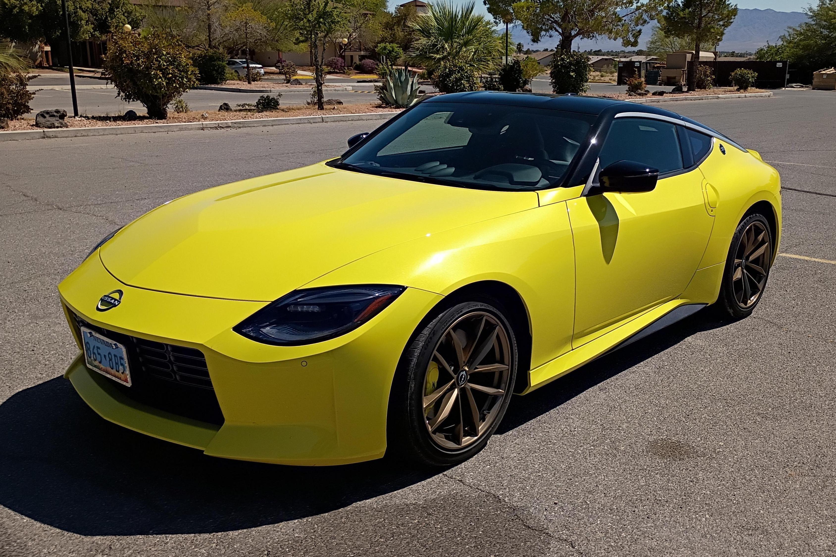 2023 Nissan 370Z sold at auction for $31,700
