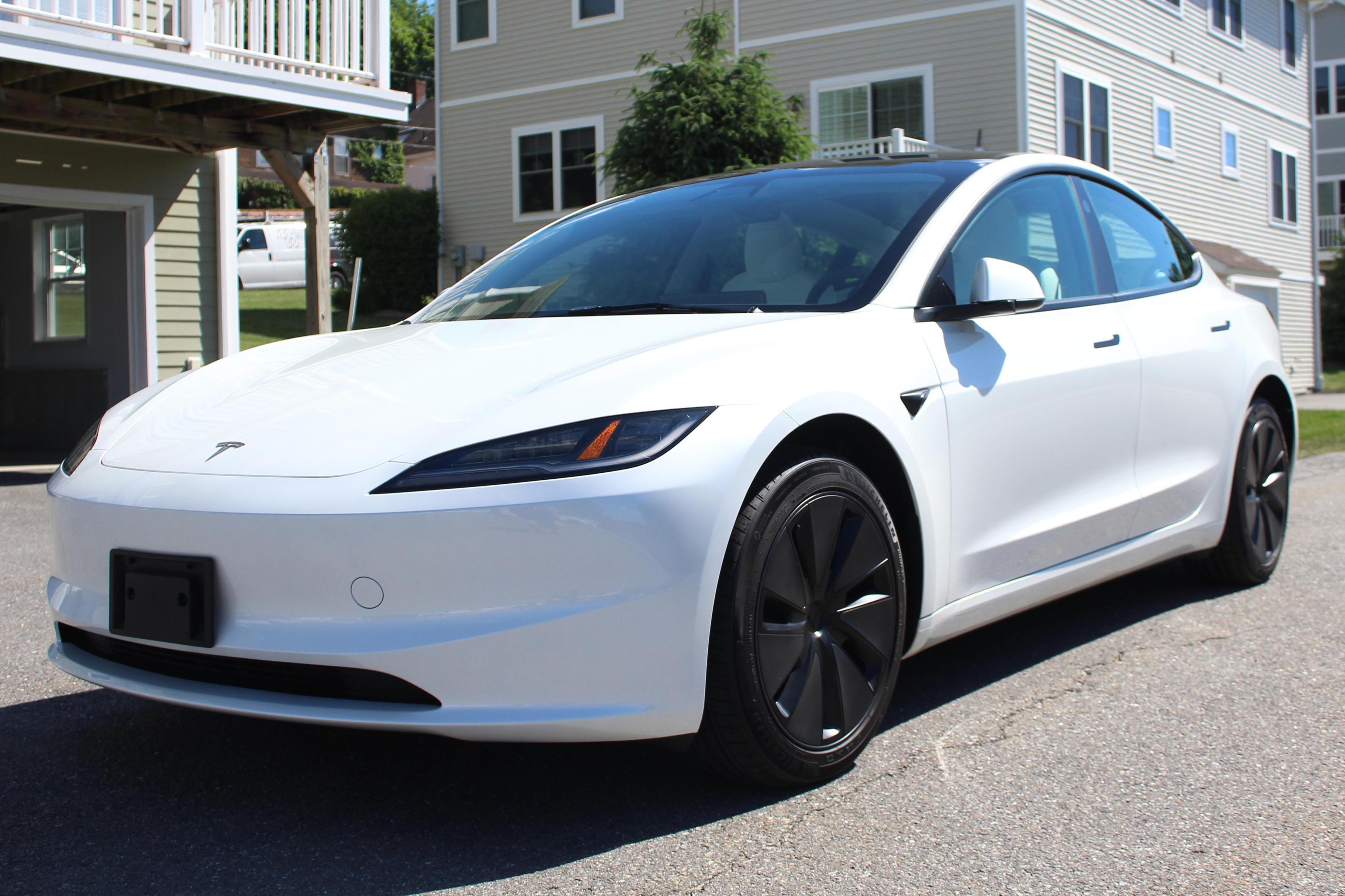 2025 Tesla Model 3 sold at auction for $34,000