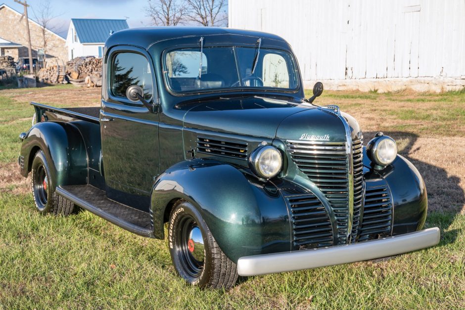 1940 Plymouth Deluxe / Special Deluxe sold at auction for $35,000