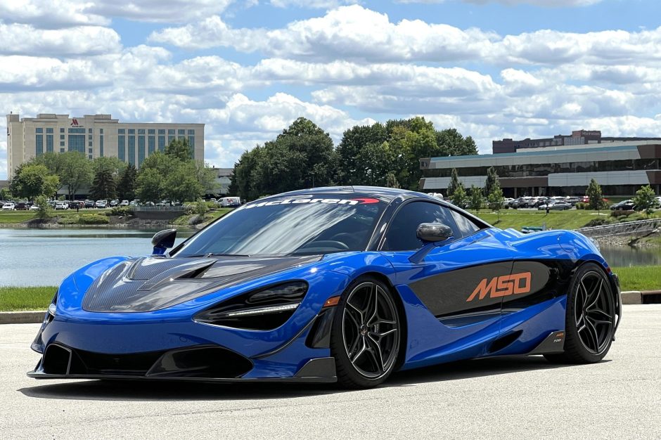 2018 McLaren 720S sold at auction for $226,000
