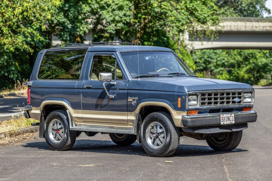 1986 Ford Bronco II sold at auction for $9,000