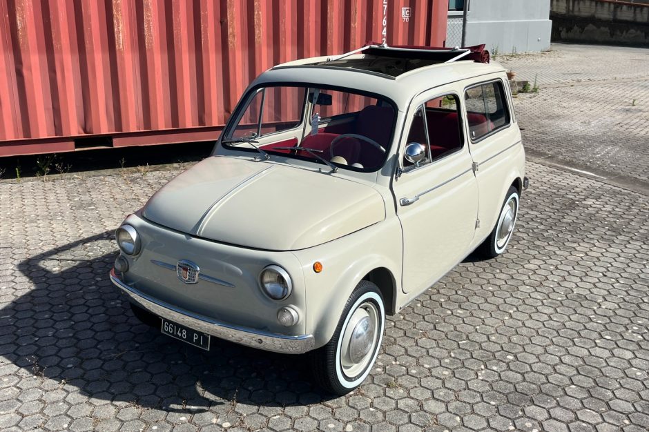 1964 Fiat 500 sold at auction for $7,200