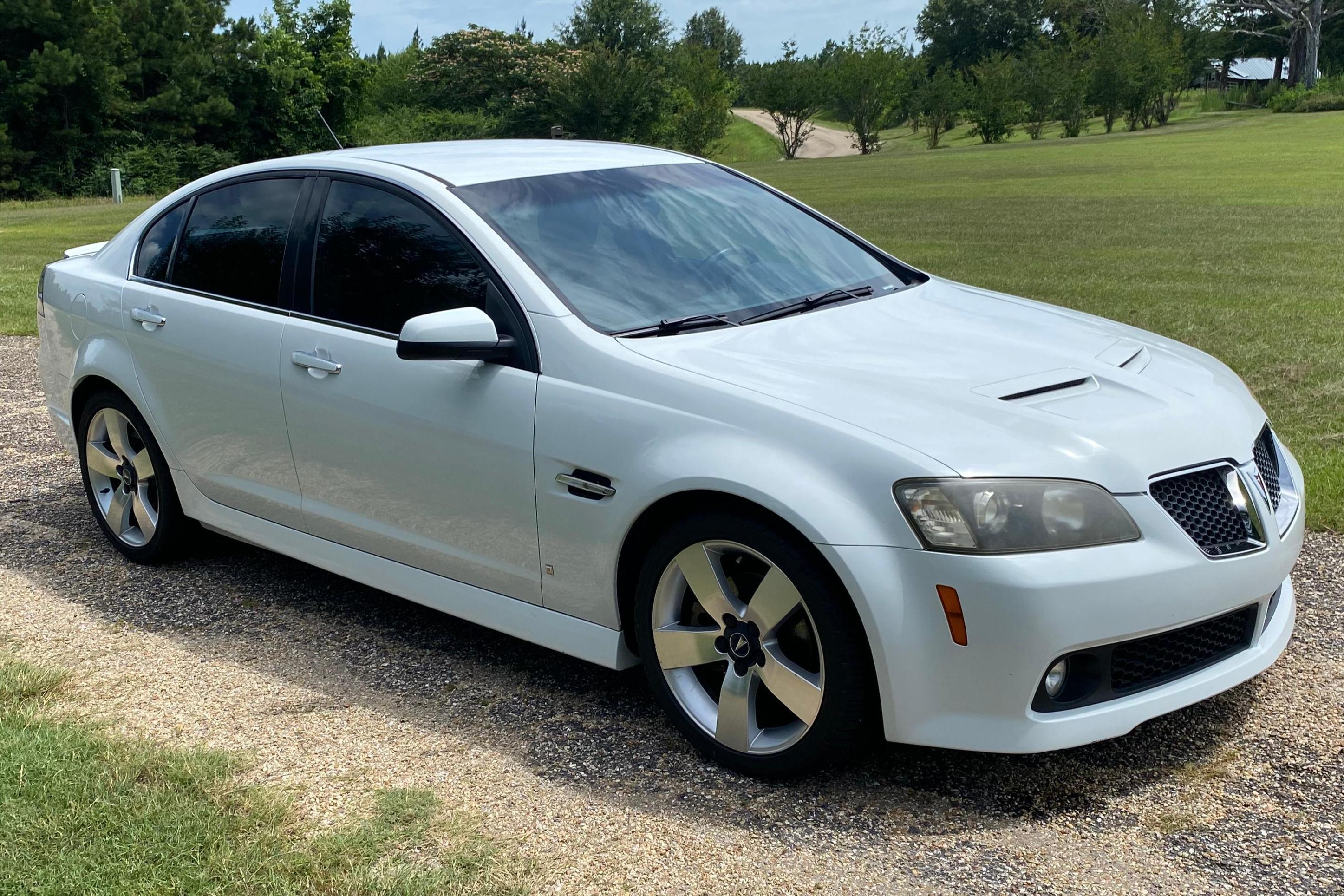 2009 Pontiac G8 sold at auction for $10,000