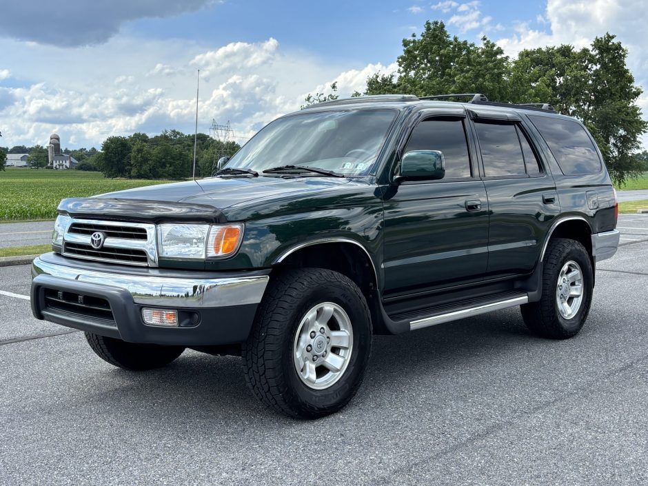 1999 Toyota 4Runner sold at auction for $11,776