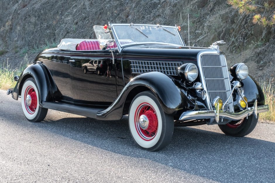1935 Ford Model 40 sold at auction for $29,501