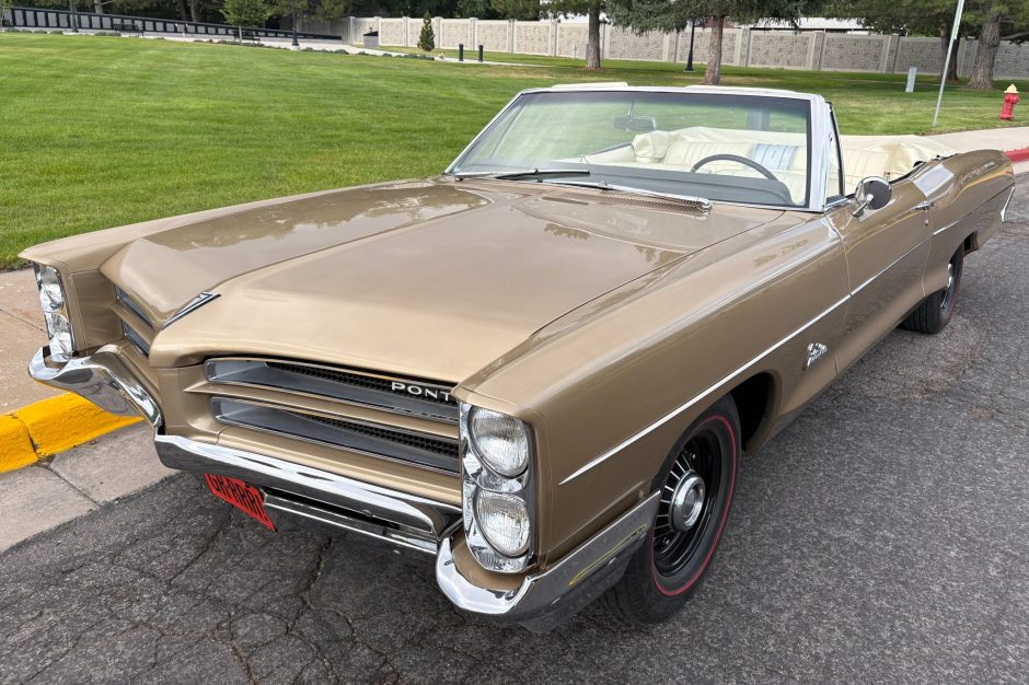 1966 Pontiac Catalina sold at auction for $27,000