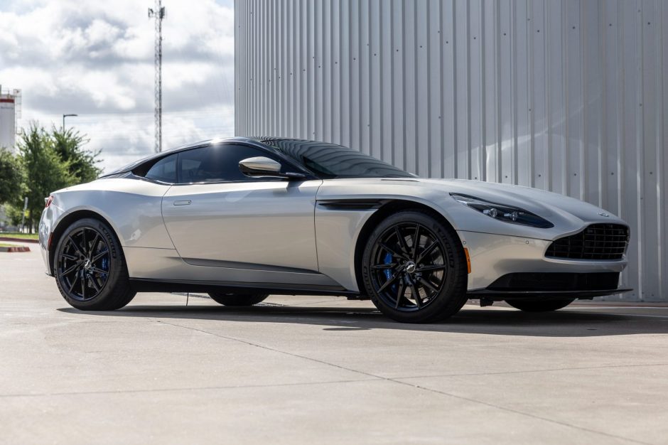 2017 Aston Martin DB11 sold at auction for $86,000