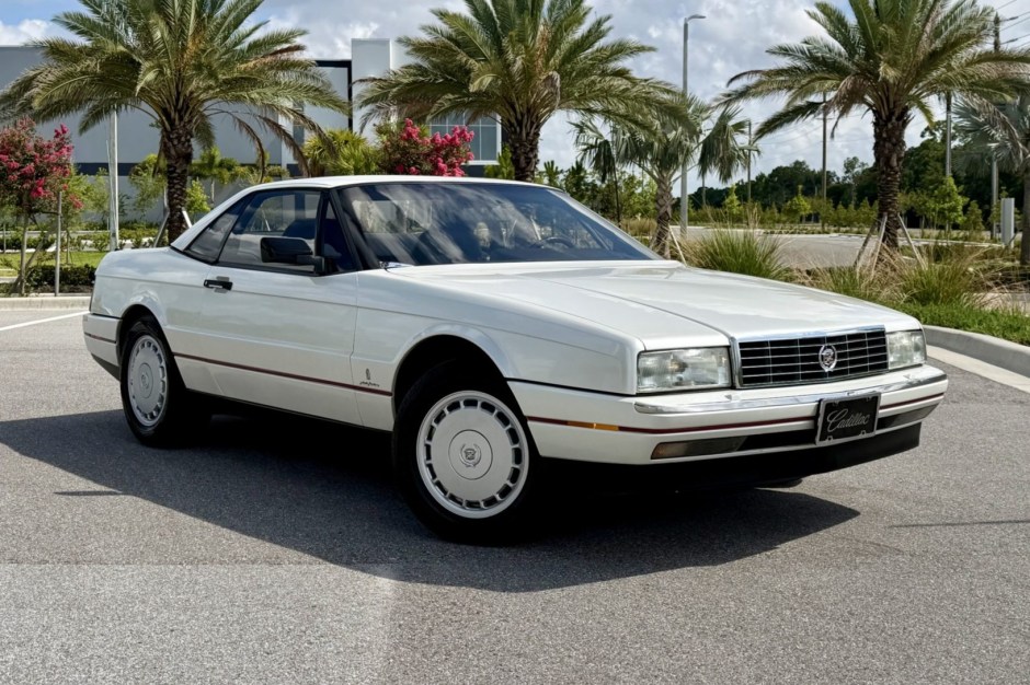 1992 Cadillac Allanté sold at auction for $9,000